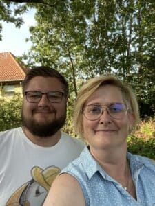 Ricki, Barbara og Lene i køkkenet